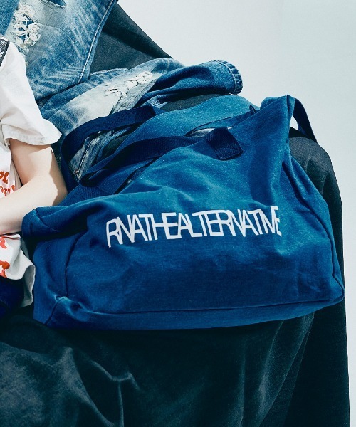 RNA（アールエヌエー）の「E4929 ＢＩＧショルダーバッグ（ショルダーバッグ・レディース・インディゴブルー/キナリ・FREE）」の18枚目の写真