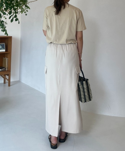 un dix cors(アンディコール)の「CLOCHETEEフロッキーロゴTシャツ(Tシャツ/カットソー・レディース・ベージュ/オフホワイト/チャコールグレー・FREE)」の7枚目の写真