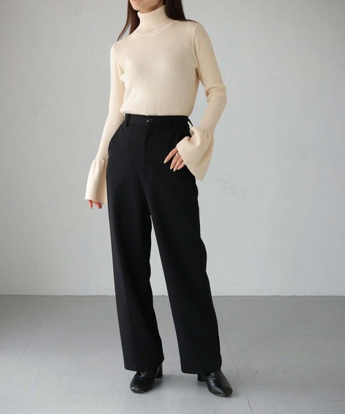 cheriella(シェリエラ)の「【cheriella】WEB限定フレアカフスリブニット(ニット/セーター・レディース・ワインレッド/パープル/ブラック/カーキ/アイボリー・M)」の12枚目の写真