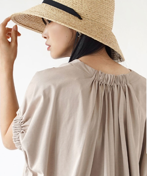 MIMIMEMETE（ミミメメット）の「バイオ天竺 ギャザーオーバーチュニック（Tシャツ/カットソー・レディース・ブラック/グレイッシュベージュ・M）」の7枚目の写真