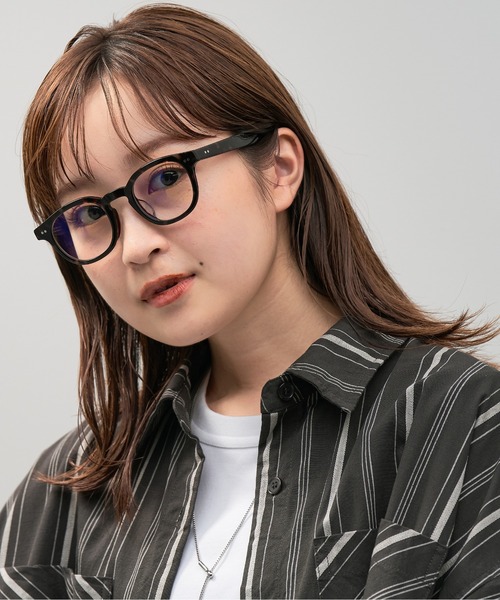 Zoff（ゾフ）の「【WEB限定】ウェリントン型PCメガネ｜ブルーライトカット｜33%カットブルーライトカットレンズ｜太縁｜黒縁｜ユニセックス｜CLASSIC（メガネ・レディース・ブラウン/ブラック・FREE）」の21枚目の写真