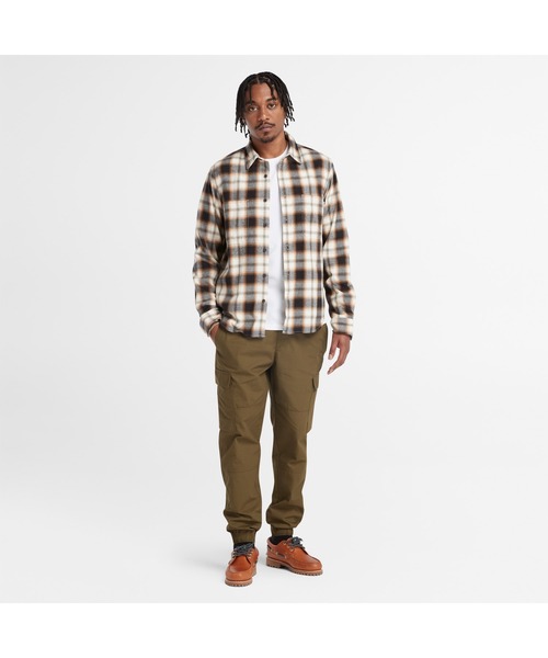 Timberland(ティンバーランド)の「メンズ ヘビー フランネル チェック シャツ(シャツ/ブラウス・メンズ・ライトグレー/ダークカーキ・LARGE/MEDIUM/SMALL/XX-LARGE/X-SMALL/X-LARGE)」の7枚目の写真