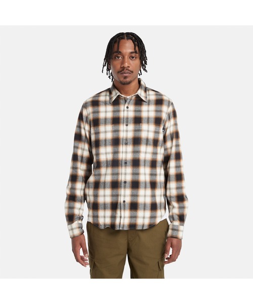 Timberland(ティンバーランド)の「メンズ ヘビー フランネル チェック シャツ(シャツ/ブラウス・メンズ・ライトグレー/ダークカーキ・LARGE/MEDIUM/SMALL/XX-LARGE/X-SMALL/X-LARGE)」の14枚目の写真