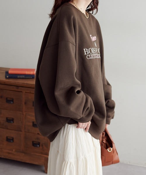 DISCOAT(ディスコート)の「【ユニセックス】BOISE刺繍ロゴスウェット《WEB限定》(スウェット・レディース・ブラウン/ブラック/ライトベージュ・FREE)」の10枚目の写真