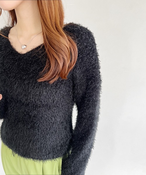 セール】Vネックシャギーニットトップ（ニット/セーター）｜United