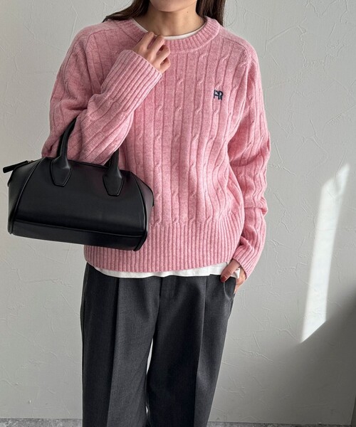 fredy emue（フレディエミュ）の「ケーブル柄刺繍入りプルオーバーニット（ニット/セーター・レディース・ライトグリーン/ピンク/ネイビー/オフホワイト/ライトグレー/ブルー/ベビーピンク・38）」の7枚目の写真