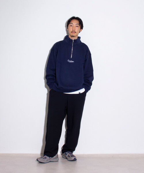 Dickies(ディッキーズ)の「【Dickies/ディッキーズ】ロゴ刺繍 ハーフジップスウェット(スウェット・メンズ・アイボリー/ダークブラウン/ネイビー・M/L/XL)」の4枚目の写真