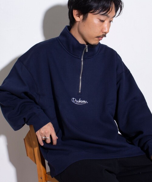 Dickies(ディッキーズ)の「【Dickies/ディッキーズ】ロゴ刺繍 ハーフジップスウェット(スウェット・メンズ・アイボリー/ダークブラウン/ネイビー・M/L/XL)」の16枚目の写真