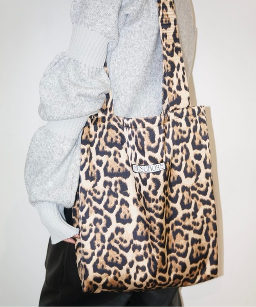 musubore(ムスボレ)の「wide shoulder logo tote /ワイドショルダーロゴトート(トートバッグ・レディース・シルバー/チャコールグレー/ブロンズ/ネイビー/ベージュ・FREE)」の12枚目の写真