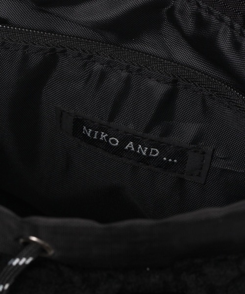 niko and...（ニコアンド）の「巾着ボア2WAY BAG（ショルダーバッグ・メンズ・ブラック/アイボリー・FREE）」の22枚目の写真