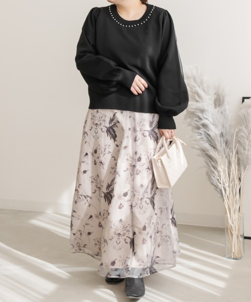 CLETTE(クレット)の「パール使いスポンジニット(ニット/セーター・レディース・ラベンダー/ブラック/ブルー・LL/3L/4L)」の4枚目の写真