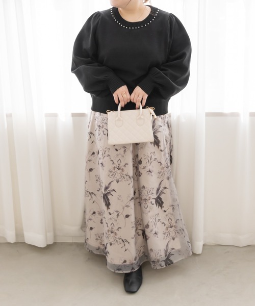 CLETTE(クレット)の「パール使いスポンジニット(ニット/セーター・レディース・ラベンダー/ブラック/ブルー・LL/3L/4L)」の5枚目の写真