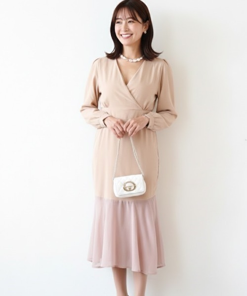 a lot of love（ア ロット オブ ラブ）の「カシュクールマーメイドワンピース（ワンピース・レディース・ブラック/オフホワイト/ベージュ・FREE）」の3枚目の写真