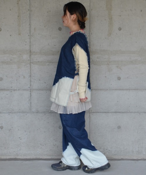 BIG FIELD(ビッグフィールド)の「デニムミリタリータックパンツ/おとな(デニムパンツ・レディース・ブルー・160cm)」の5枚目の写真