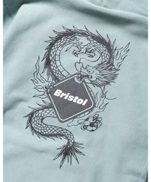 F.C.Real Bristol（エフシーレアルブリストル）の「DRAGON TEAM SWEAT 