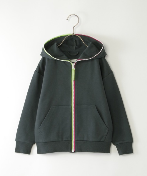 ikka（イッカ）の「ポンチジップ配色パーカー（120~160cm）（パーカー・キッズ・スモークグレー/チャコールグレー・120/130/140/150/160）」の8枚目の写真