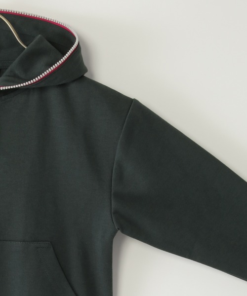 ikka（イッカ）の「ポンチジップ配色パーカー（120~160cm）（パーカー・キッズ・スモークグレー/チャコールグレー・120/130/140/150/160）」の3枚目の写真