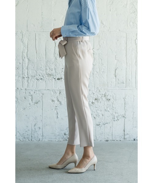M.deux(エムドゥ)の「リボン付きプレスパンツ(その他パンツ・レディース・ブラック/ベージュ・SMALL/MEDIUM)」の9枚目の写真