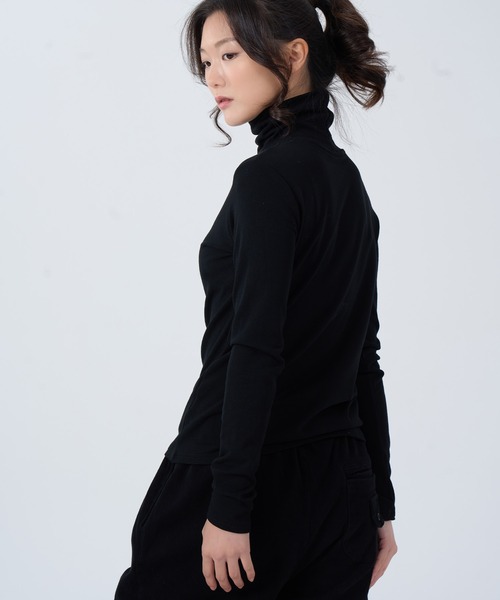 ROCOCO(ロココ)の「ソフトタッチタートルカットソー(Tシャツ/カットソー・レディース・クリーム/ブラック/ベージュ/オレンジ・M~L)」の16枚目の写真