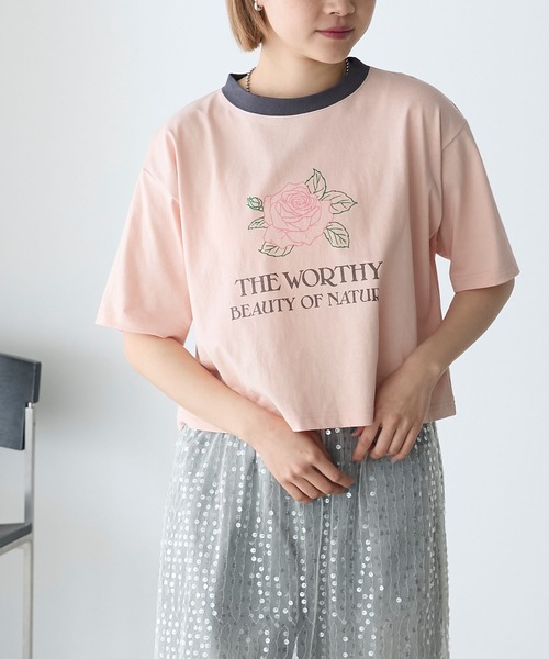 forksy.(フォルクシー)の「【forksy.】ローズデザインリンガークロップドTシャツ(Tシャツ/カットソー・レディース・アイボリー/コーラル/スミクロ・FREE)」の3枚目の写真
