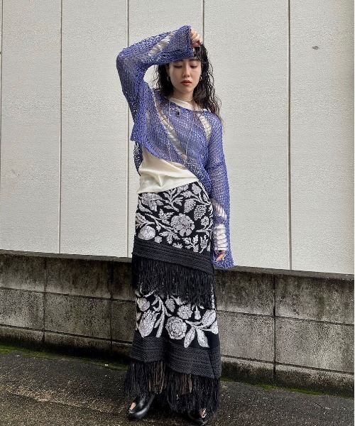 Ameri(アメリ)の「RUG JACQUARD KNIT SKIRT(スカート・レディース・カーキ/ブラック/ターコイズブルー・MEDIUM/SMALL)」の14枚目の写真
