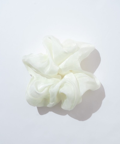 flower（フラワー）の「シェリーシュシュ（シュシュ・レディース・ホワイト/ブルー・FREE）」の4枚目の写真