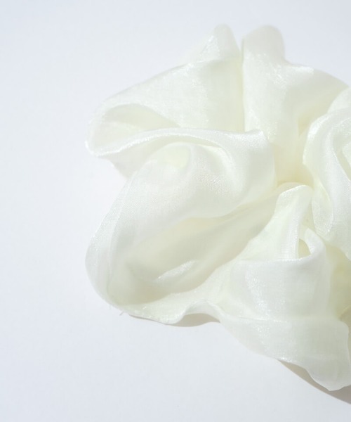 flower（フラワー）の「シェリーシュシュ（シュシュ・レディース・ホワイト/ブルー・FREE）」の5枚目の写真