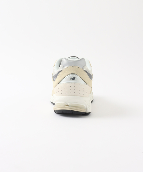 NEW BALANCE（ニューバランス）の「NEW BALANCE (ニューバランス) M2002RFA（スニーカー・メンズ・ベージュ系その他・25.5cm/26cm/26.5cm/27cm/27.5cm/28cm/28.5cm）」の3枚目の写真