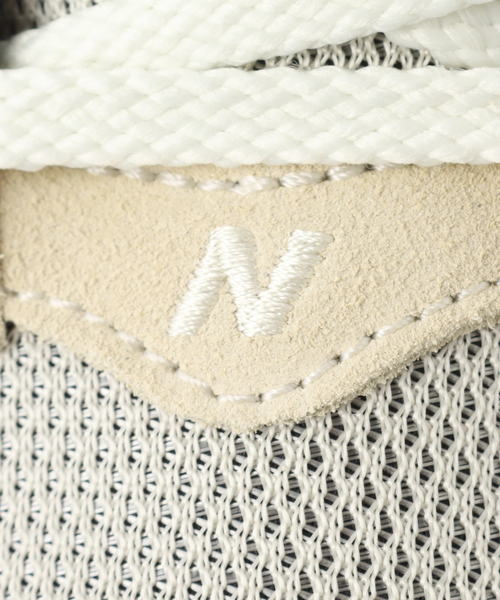 NEW BALANCE（ニューバランス）の「NEW BALANCE (ニューバランス) M2002RFA（スニーカー・メンズ・ベージュ系その他・25.5cm/26cm/26.5cm/27cm/27.5cm/28cm/28.5cm）」の9枚目の写真