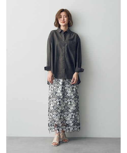 YECCA VECCA（イェッカヴェッカ）の「サイドスリットシアーシャツ（シャツ/ブラウス・レディース・チャコールグレー/アイボリー/サーモンピンク・FREE）」の14枚目の写真