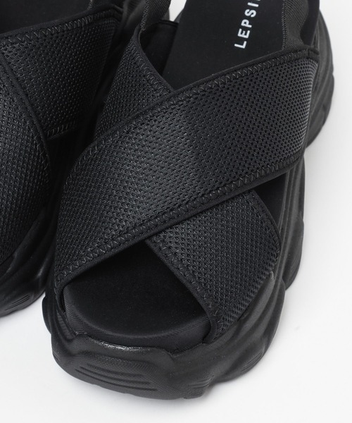 LEPSIM(レプシィム)の「クロスボリュームサンダル 118534(サンダル・レディース・アイボリー/ブラック/チャコールグレー・LARGE/MEDIUM)」の9枚目の写真