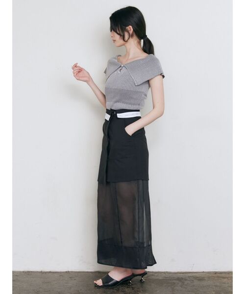 MURUA(ムルーア)の「オフショルチャイナボタンニット(ニット/セーター・レディース・オレンジ/アイボリー/グレー/ブルー・FREE)」の12枚目の写真