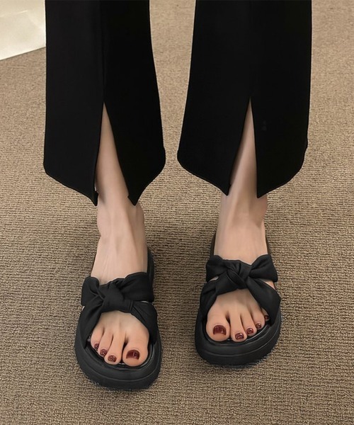Miniministore(ミニミニストア)の「厚底サンダル ミュールサンダル 美脚 夏(サンダル・レディース・ブラック/アイボリー・24.5cm/24.0cm/23.5cm/23.0cm/22.5cm)」の7枚目の写真
