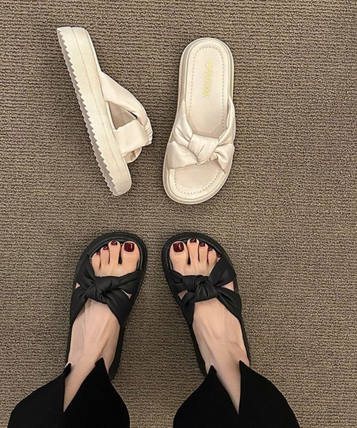 Miniministore(ミニミニストア)の「厚底サンダル ミュールサンダル 美脚 夏(サンダル・レディース・ブラック/アイボリー・24.5cm/24.0cm/23.5cm/23.0cm/22.5cm)」の10枚目の写真