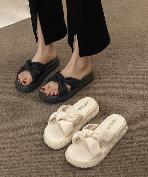 Miniministore(ミニミニストア)の「厚底サンダル ミュールサンダル 美脚 夏(サンダル・レディース・ブラック/アイボリー・24.5cm/24.0cm/23.5cm/23.0cm/22.5cm)」の11枚目の写真