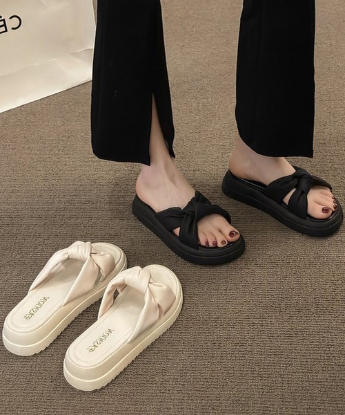 Miniministore(ミニミニストア)の「厚底サンダル ミュールサンダル 美脚 夏(サンダル・レディース・ブラック/アイボリー・24.5cm/24.0cm/23.5cm/23.0cm/22.5cm)」の12枚目の写真