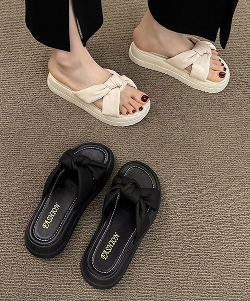 Miniministore(ミニミニストア)の「厚底サンダル ミュールサンダル 美脚 夏(サンダル・レディース・ブラック/アイボリー・24.5cm/24.0cm/23.5cm/23.0cm/22.5cm)」の13枚目の写真