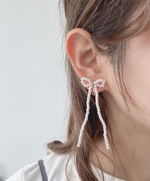 AS KNOW AS plus(アズノゥアズプラス)の「ビーズリボンイヤーアクセサリー(ピアス・イヤリング)(ピアス(両耳用)・レディース・ホワイト系1/シルバー系1/その他/シルバー/その他1/ホワイト・FREE)」の20枚目の写真