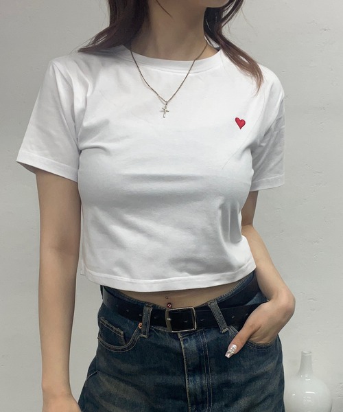 ROGER AND RAW(ロジャーアンドロウ)の「ハートモチーフシンプルTシャツ(Tシャツ/カットソー・レディース・ホワイト/ブラック・FREE)」の7枚目の写真