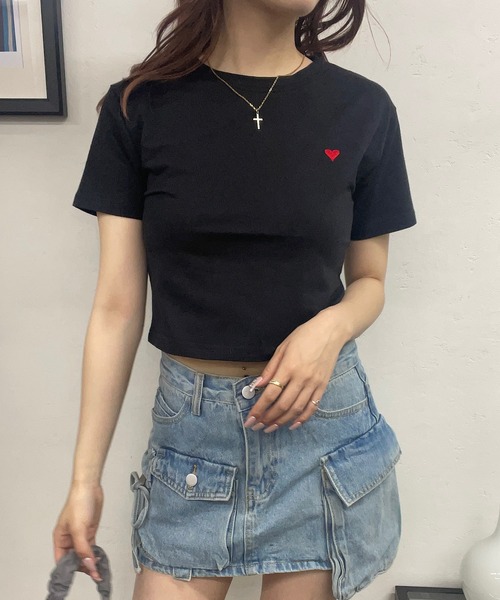 ROGER AND RAW(ロジャーアンドロウ)の「ハートモチーフシンプルTシャツ(Tシャツ/カットソー・レディース・ホワイト/ブラック・FREE)」の9枚目の写真