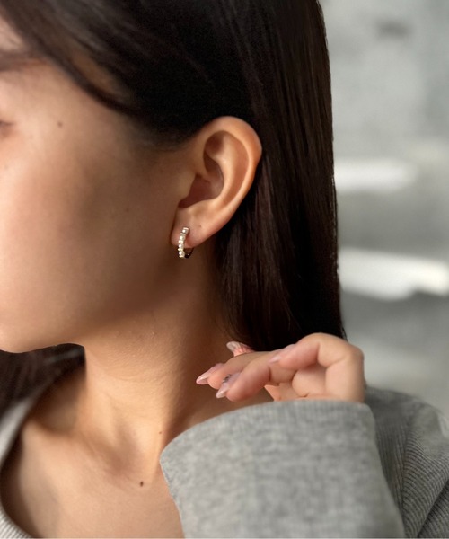 Burner(バーナー)の「【CHI SELECT】フープ ピアス ミニパール シンプル chi-pierce-00507 U【GBT】(ピアス(両耳用)・レディース・ゴールド/シルバー・FREE)」の2枚目の写真