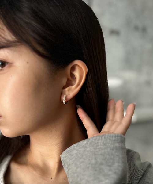 Burner(バーナー)の「【CHI SELECT】フープ ピアス ミニパール シンプル chi-pierce-00507 U【GBT】(ピアス(両耳用)・レディース・ゴールド/シルバー・FREE)」の8枚目の写真