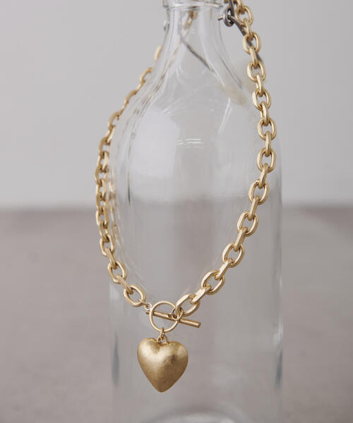 FREE'S MART（フリーズマート）の「ビッグハートチェーンネックレス（ネックレス・レディース・シルバー/ゴールド・ﾌﾘ-）」の4枚目の写真