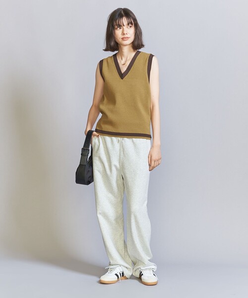 BEAUTY&YOUTH UNITED ARROWS（ビューティーアンドユースユナイテッドアローズ）の「ライン ニットベスト（ベスト・レディース・オリーブ/ダークブラウン・FREE）」の4枚目の写真