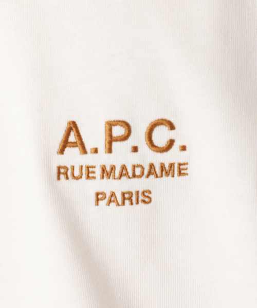 A.P.C.（アーペーセー）の「A.P.C./アー・ペー・セー 別注 ロゴ刺繍 ロングスリーブT（Tシャツ/カットソー・メンズ・ホワイト/ブラック・MEDIUM/LARGE）」の13枚目の写真