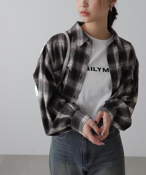 FREE'S MART（フリーズマート）の「◆ビッグポケットショート丈シャツ（シャツ/ブラウス・レディース・ブラウン系その他/ブルー/ワンウォッシュ/ホワイト・FREE）」の17枚目の写真