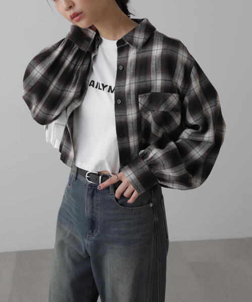 FREE'S MART（フリーズマート）の「◆ビッグポケットショート丈シャツ（シャツ/ブラウス・レディース・ブラウン系その他/ブルー/ワンウォッシュ/ホワイト・FREE）」の18枚目の写真