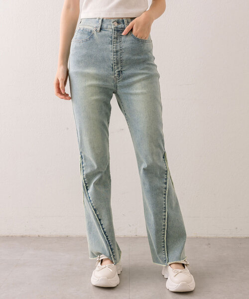 OLIVE des OLIVE（オリーブデオリーブ）の「美脚フレアストレッチデニムパンツ（その他パンツ・レディース・サックスブルー/ネイビー・MEDIUM/SMALL）」の10枚目の写真