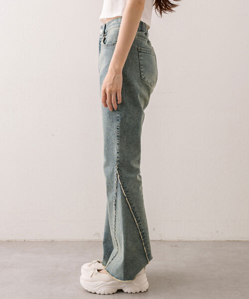 OLIVE des OLIVE（オリーブデオリーブ）の「美脚フレアストレッチデニムパンツ（その他パンツ・レディース・サックスブルー/ネイビー・MEDIUM/SMALL）」の18枚目の写真