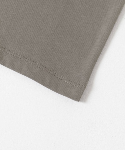 URBAN RESEARCH(アーバンリサーチ)の「カシミヤタッチロングスリーブ Tシャツ(Tシャツ/カットソー・メンズ・ネイビー/ブラック/グレー系その他/ホワイト・MEDIUM/LARGE)」の17枚目の写真